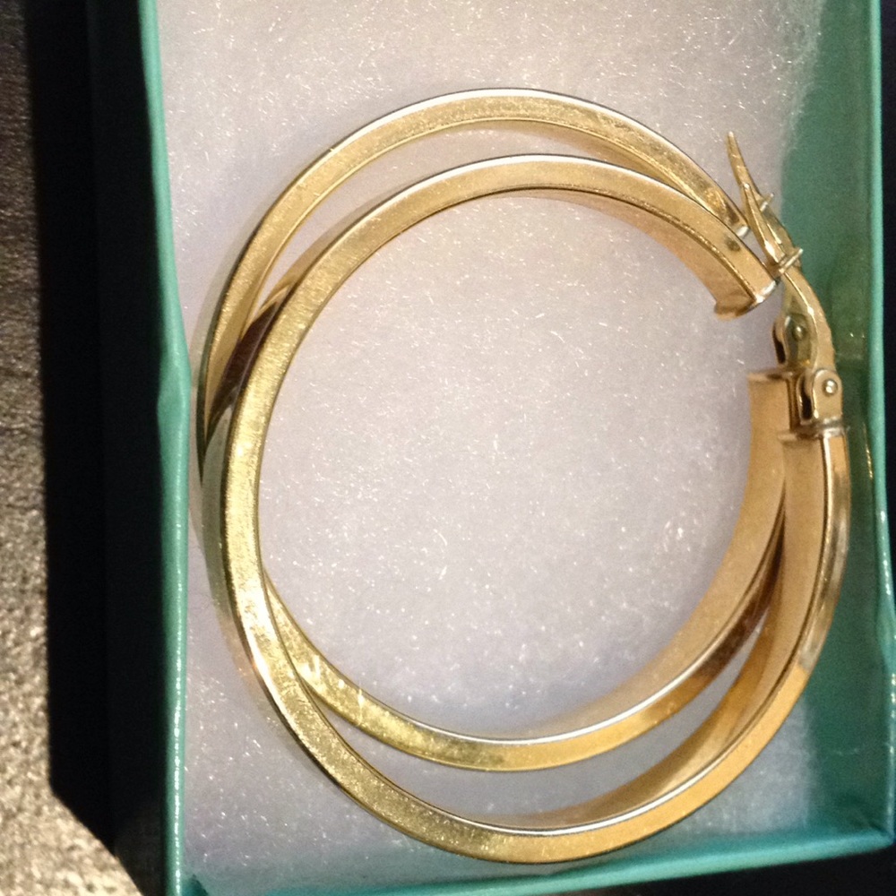 18k Yellow Gold Hoop Earrings